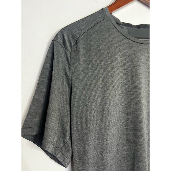 Lululemon Mens Grey Short Sleeve Fast and Free Top Size Medium - Picture 2 of 4